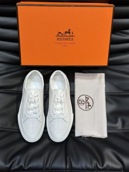 Hermès men's off-white breathable low-top casual sports shoes - Image 3