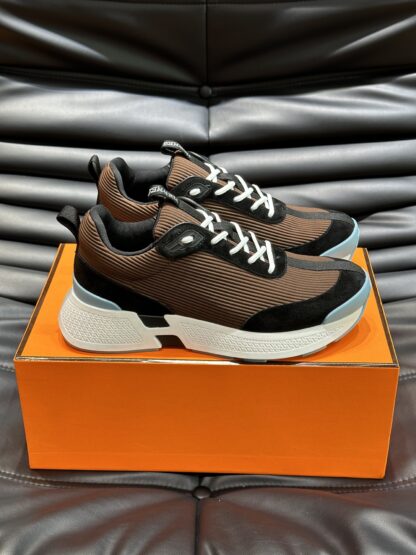 Hermes high-end men's brown and black round head fashionable casual sports shoes - Image 3