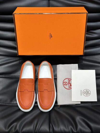 Hermès Classic Men's Orange Soft and Durable Casual Loafers - Image 3
