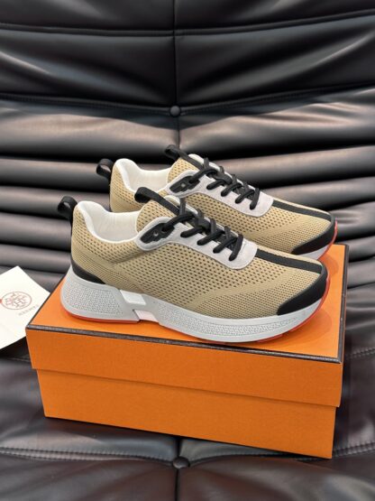 Hermes high-end men's fashion light yellow casual breathable simple sports shoes - Image 3