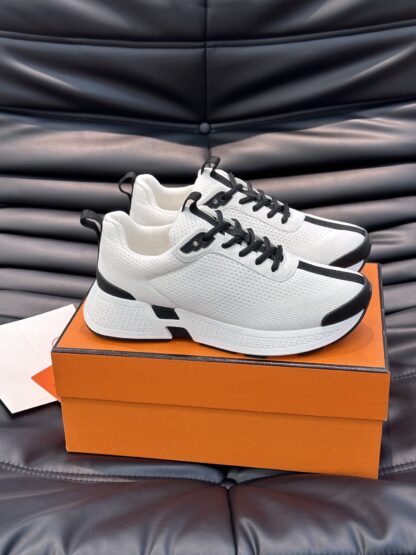 Hermes men's white comfortable breathable simple casual sports shoes - Image 3