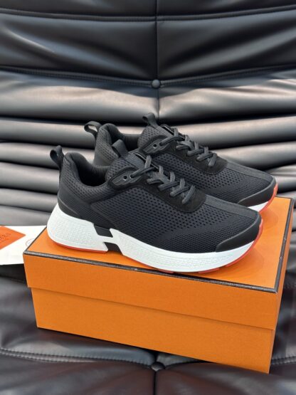 Hermes men's black and white comfortable breathable simple casual sports shoes - Image 3