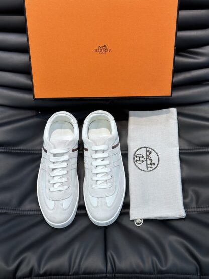 Hermès men's lightweight low-top white and gray casual sneakers - Image 3