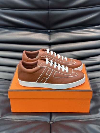 Hermes men's soft and light white and brown low-top casual sneakers - Image 3