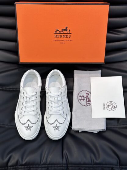 Hermès men's comfortable cowhide white low-top casual sneakers - Image 3