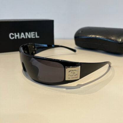 Chanel Fashion Sunglasses - Image 4