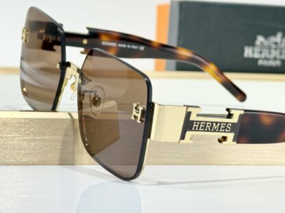 Hermès Fashion Sunglasses - Image 3