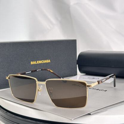 Balenciaga fashion sunglasses - Image 3