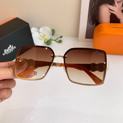 Hermès Fashion Sunglasses - Image 3
