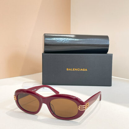Balenciaga fashion sunglasses - Image 3