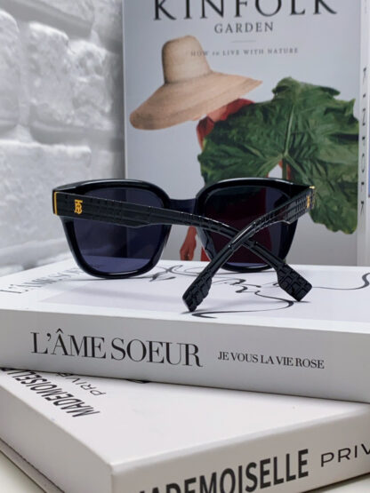 BURBERRY Fashion Temperament Sunglasses - Image 4