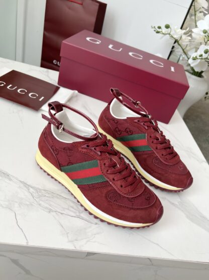 Gucci removable and adjustable ankle strap sneakers - Image 3