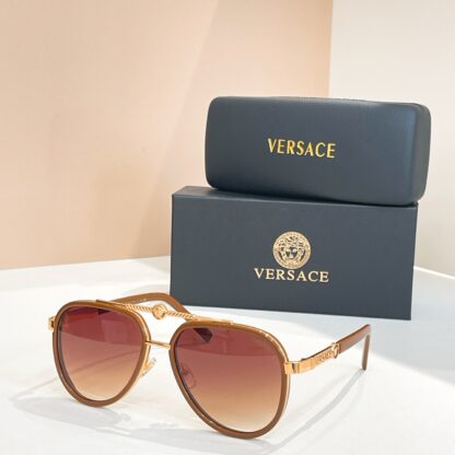 Versace fashion trend sunglasses - Image 3
