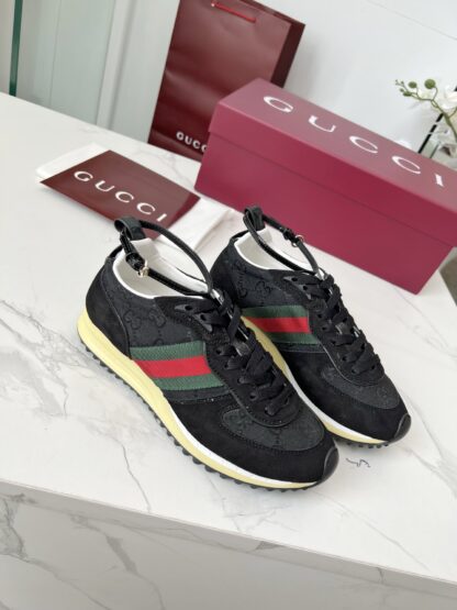 Gucci removable and adjustable ankle strap sneakers - Image 3