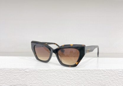 BURBERRY Fashion Temperament Sunglasses - Image 4