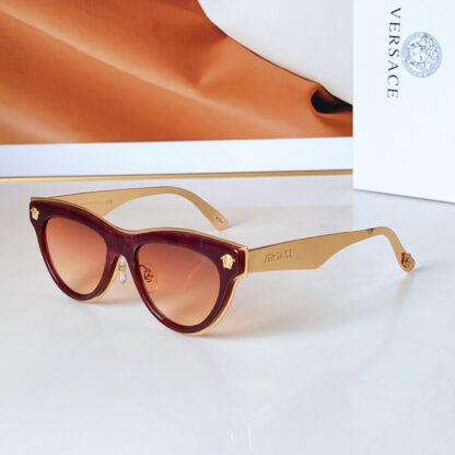 Versace fashion trend sunglasses - Image 3