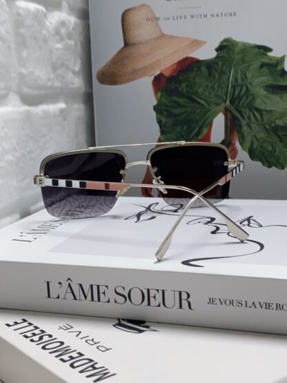 BURBERRY Fashion Temperament Sunglasses - Image 4