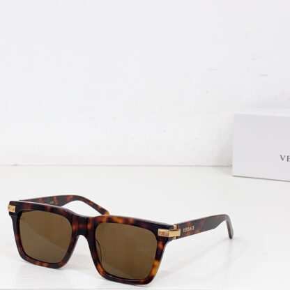 Versace fashion trend sunglasses - Image 3