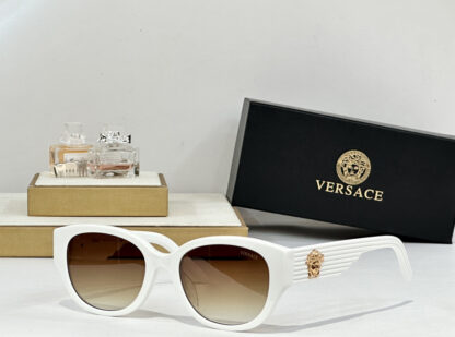 Versace fashion trend sunglasses - Image 3
