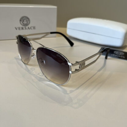 Versace fashion trend sunglasses - Image 4