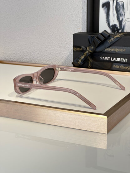 Yves Saint Laurent fashion sunglasses - Image 3