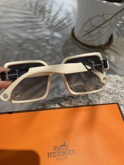 Hermes Fashion Sunglasses - Image 3