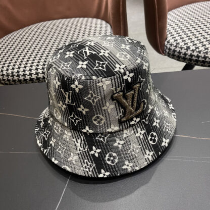 Louis Vuitton embroidered bucket hat - Image 4