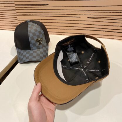 Louis Vuitton Korean version of the new British style baseball cap - Image 3