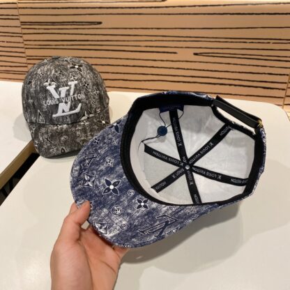 Louis Vuitton Korean version of the new British style baseball cap - Image 3