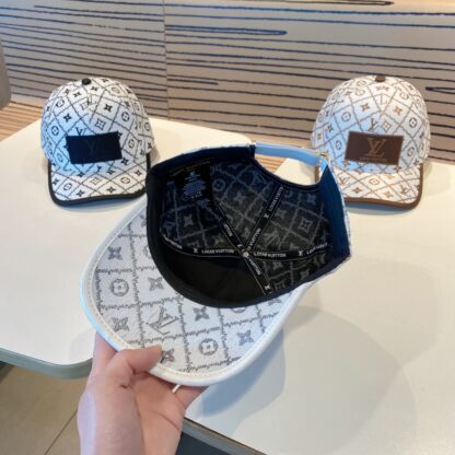 Louis Vuitton Korean version of the new British style baseball cap - Image 3
