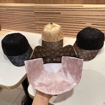 Louis Vuitton Korean version of the new British sports baseball cap - Image 3