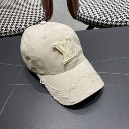 Louis Vuitton classic casual trendy simple baseball cap - Image 3