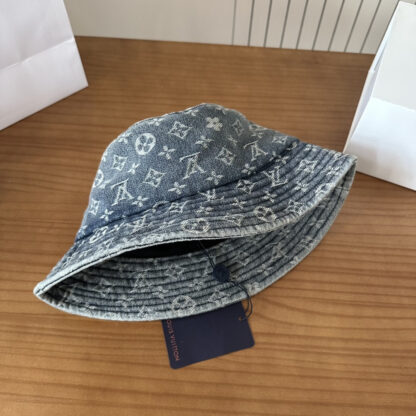 Louis Vuitton lightweight breathable bucket hat for men and women - Image 3
