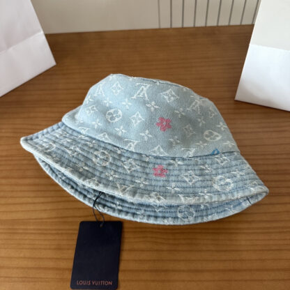 Louis Vuitton lightweight breathable bucket hat for men and women - Image 3