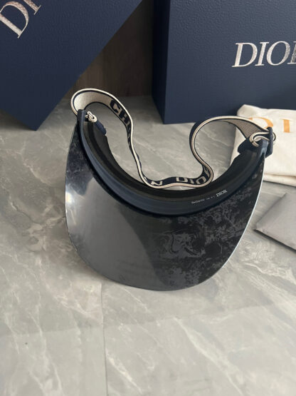 Dior stylish sun hat - Image 4