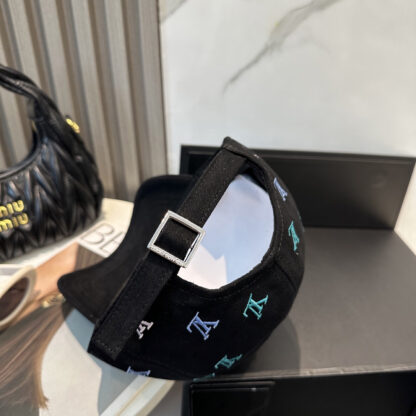 Louis Vuitton double-sided embroidered baseball cap - Image 3