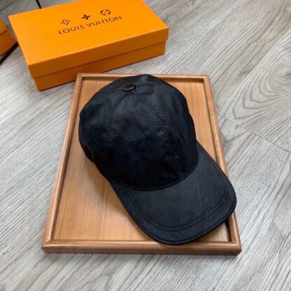 Louis Vuitton cowhide hat - Image 3