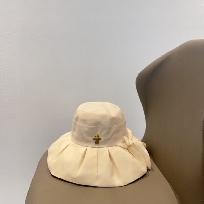 Louis Vuitton's new smooth waterproof foldable bucket hat - Image 3