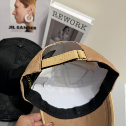 Louis Vuitton Classic Baseball Cap - Image 3