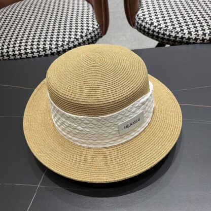 Hermès new flat straw hat - Image 3