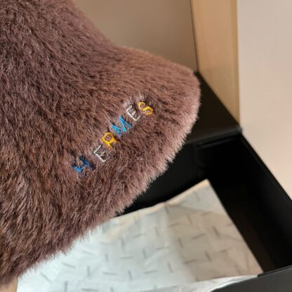 Hermès rabbit fur bucket hat - Image 3