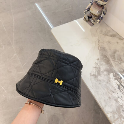 Hermès bucket hat for men and women - Image 3