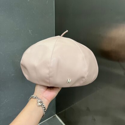 Hermès Octagonal Beret - Image 3