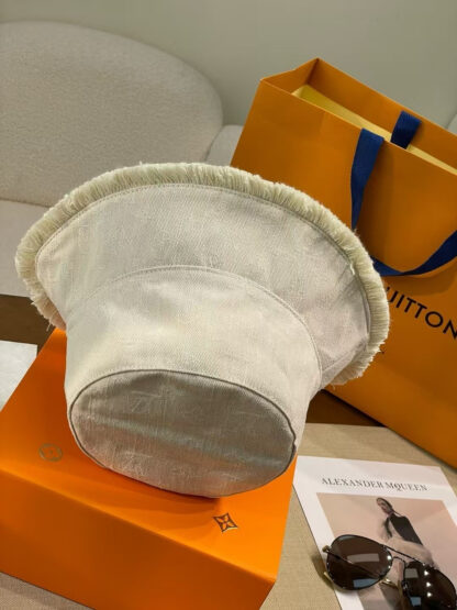 Louis Vuitton bucket hat - Image 3