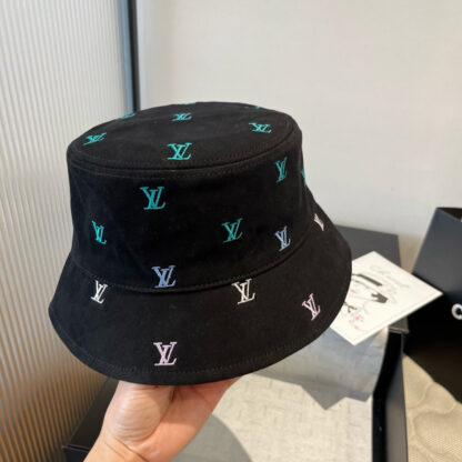 Louis Vuitton bucket hat - Image 3