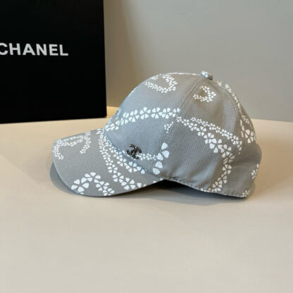 Chanel Classic Casual Baseball Cap - Image 3