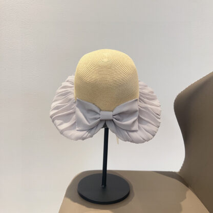 Chanel pleated irregular bucket hat - Image 3