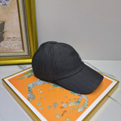 Chanel sequined baseball cap - Image 3