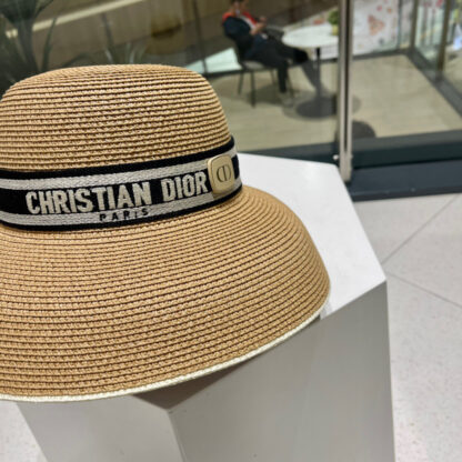 Dior casual large brim straw sun hat - Image 4