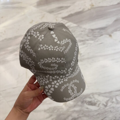 Chanel diamond hard top baseball cap - Image 3